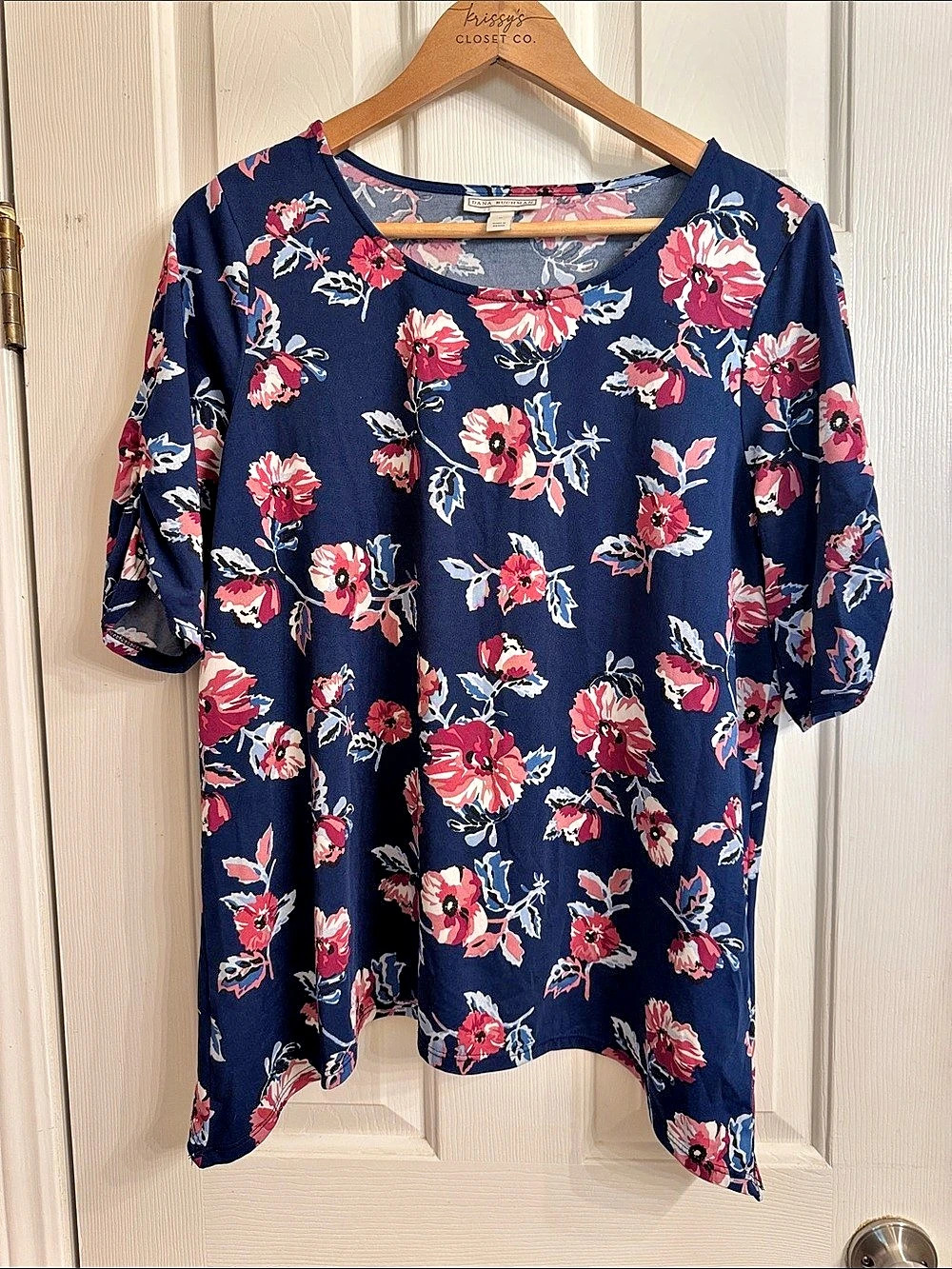 Dana Buchman Floral Short Sleeve Top in Blue & Pink Size Large